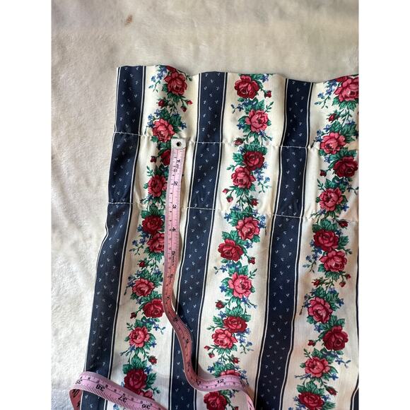 Sliding or Patio Door Valance 3 in wide by 200 ins Floral Stripe pink red blue - Picture 2 of 3